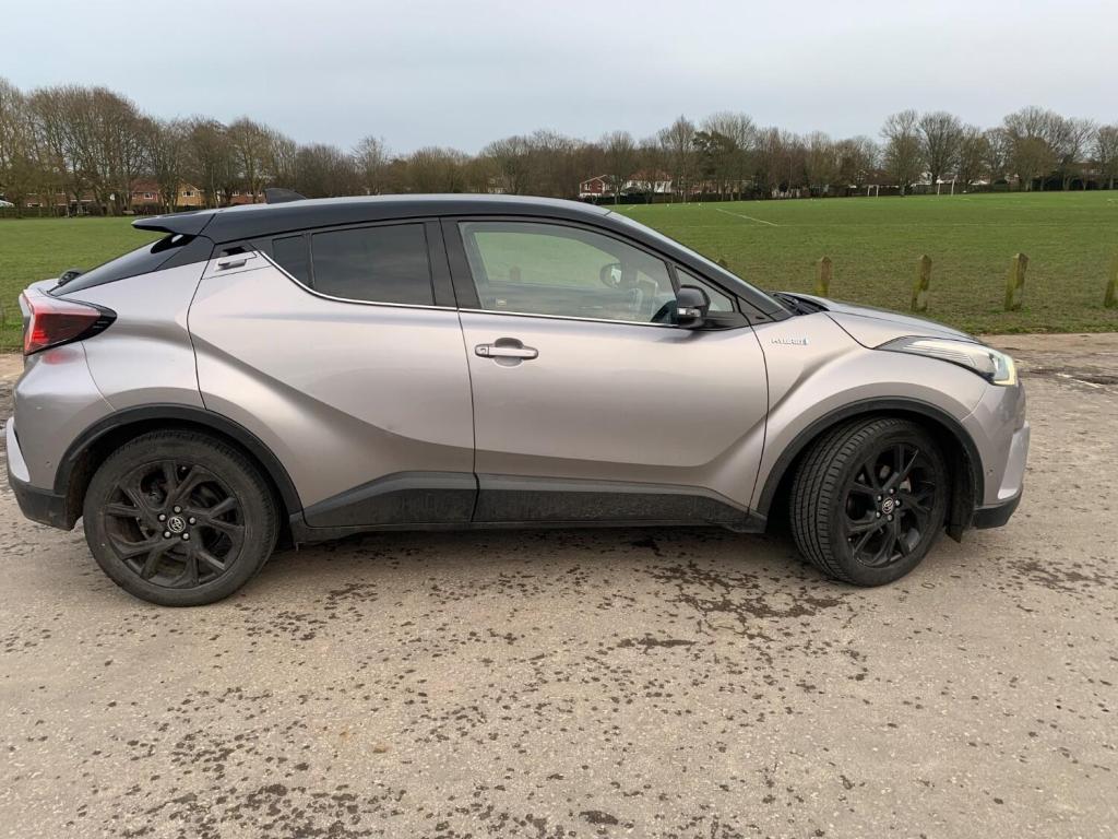 TOYOTA C-HR