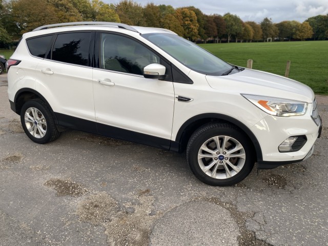 FORD KUGA 2.0 TDCi Titanium