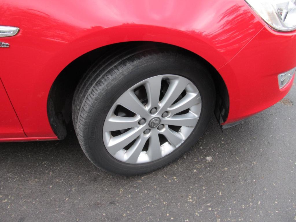 VAUXHALL ASTRA