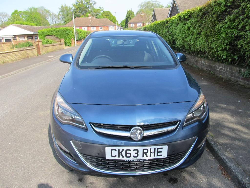 VAUXHALL ASTRA