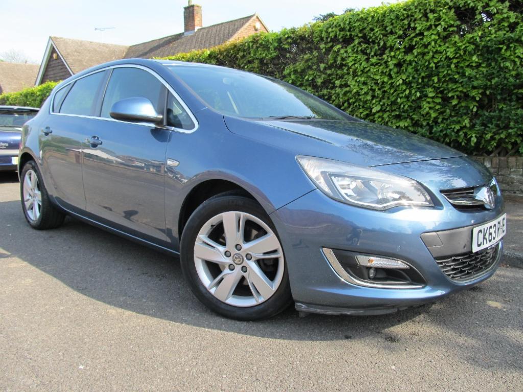 VAUXHALL ASTRA