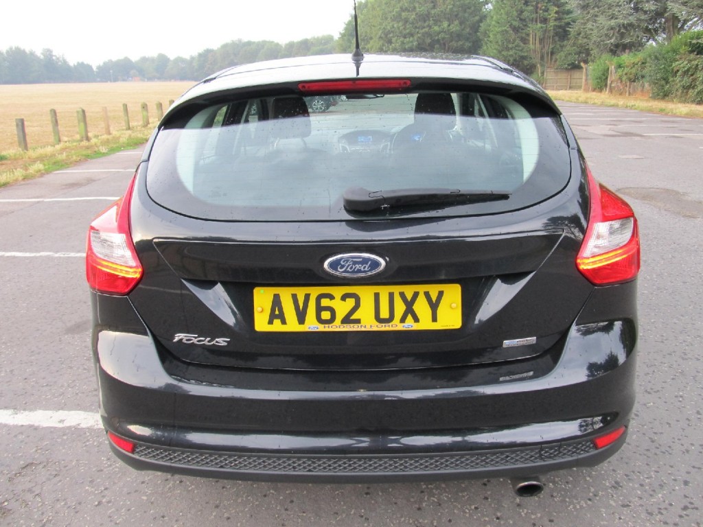 FORD FOCUS