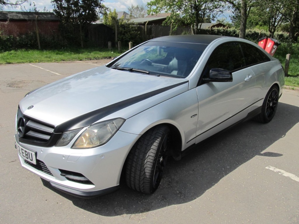 MERCEDES-BENZ E CLASS