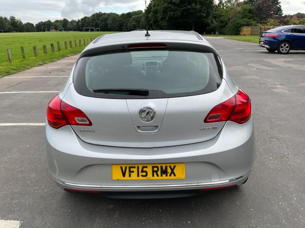 VAUXHALL ASTRA
