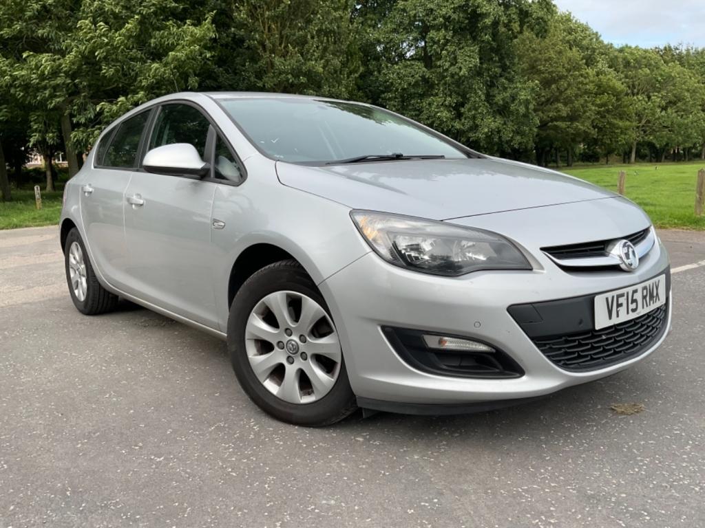 VAUXHALL ASTRA