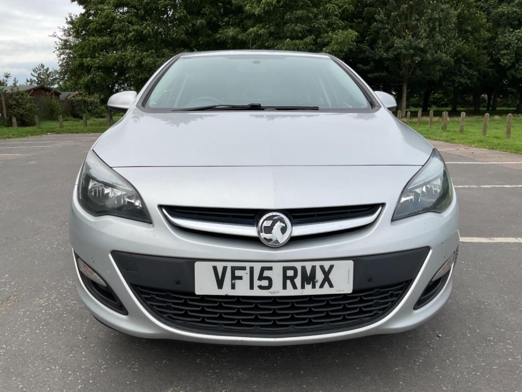 VAUXHALL ASTRA