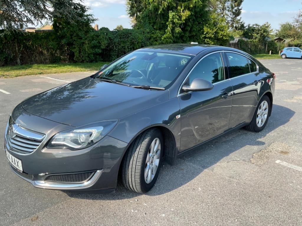 VAUXHALL INSIGNIA
