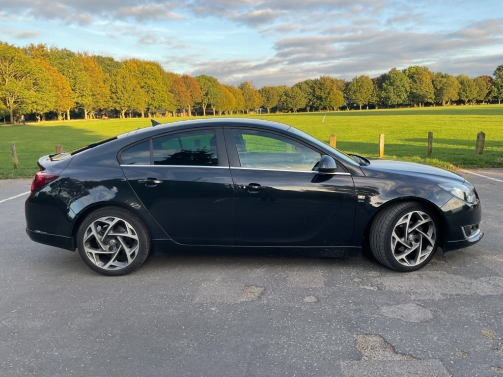 VAUXHALL INSIGNIA