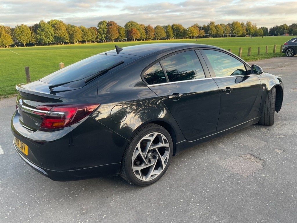 VAUXHALL INSIGNIA