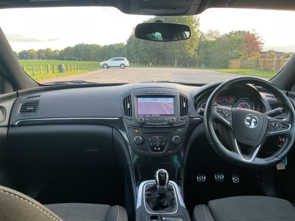 VAUXHALL INSIGNIA