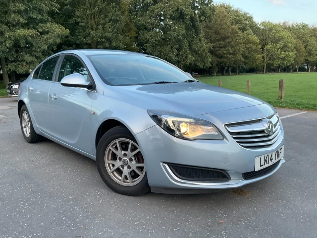 VAUXHALL INSIGNIA