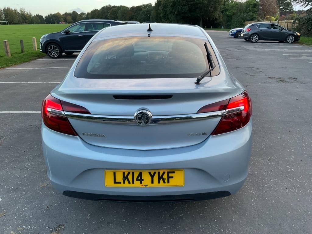 VAUXHALL INSIGNIA