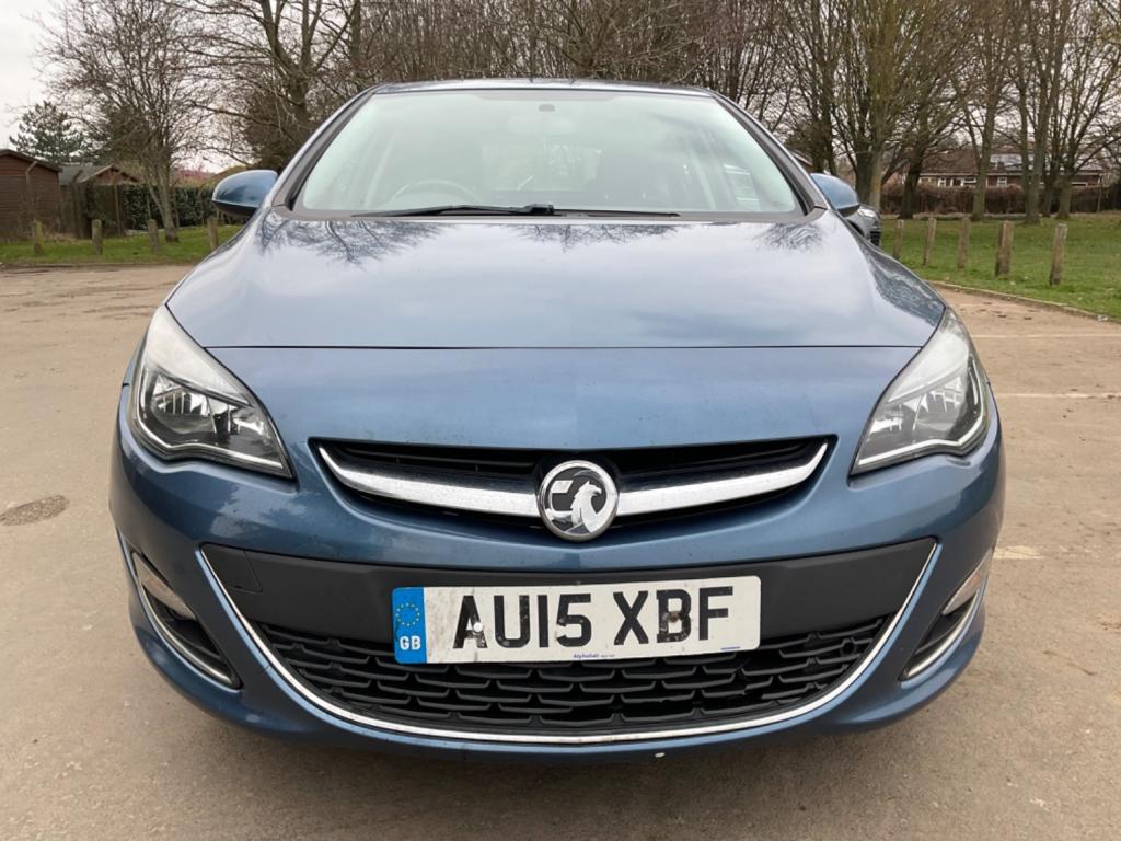 VAUXHALL ASTRA