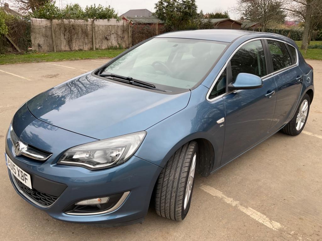 VAUXHALL ASTRA