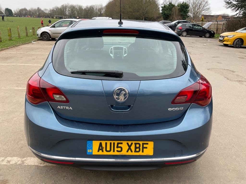 VAUXHALL ASTRA