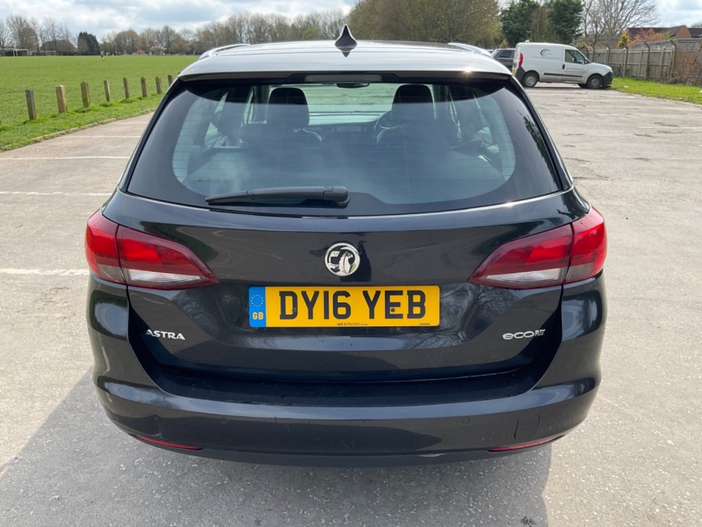 VAUXHALL ASTRA