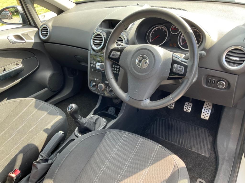 VAUXHALL CORSA