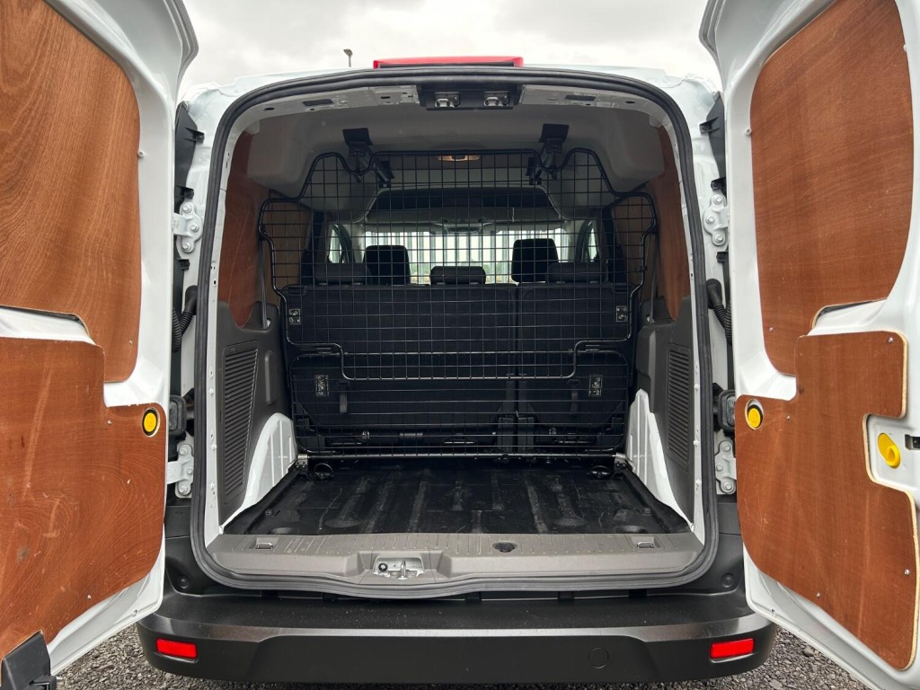 FORD TRANSIT CONNECT 1.5 220 EcoBlue Leader Crew Van 2020