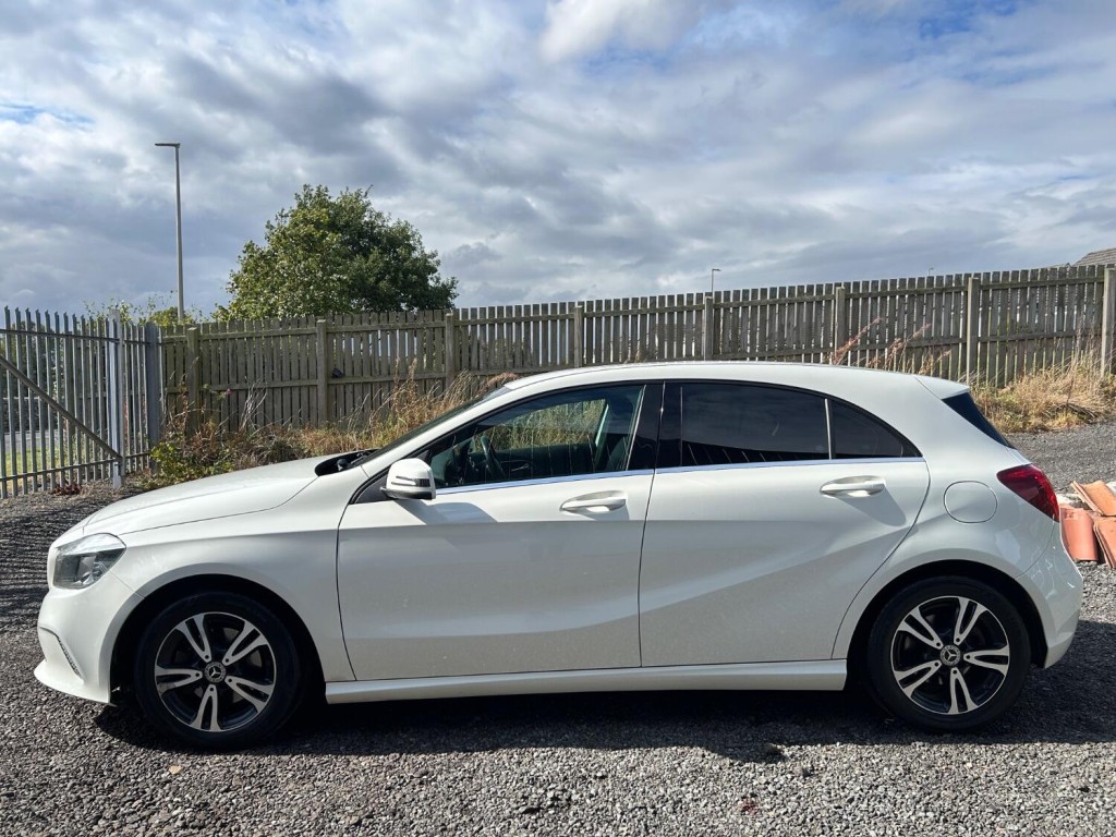 MERCEDES-BENZ A CLASS 1.6 A160 SE 2017