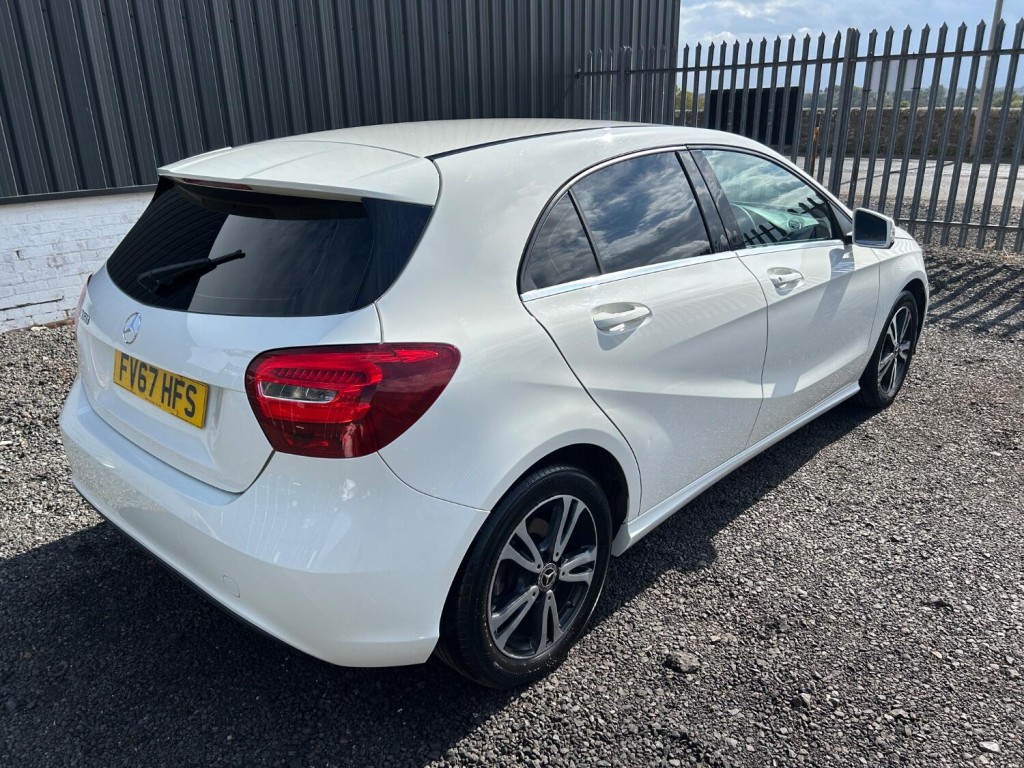 MERCEDES-BENZ A CLASS 1.6 A160 SE 2017