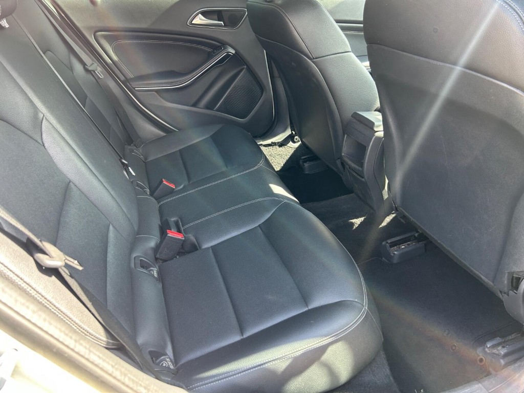 MERCEDES-BENZ A CLASS 1.6 A160 SE 2017