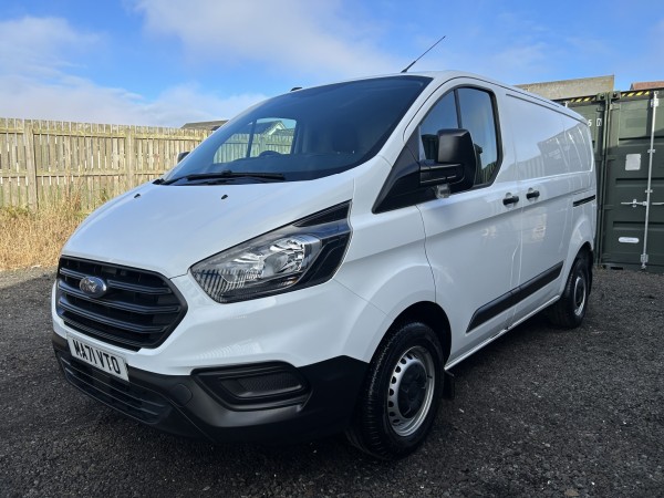View FORD TRANSIT CUSTOM 2.0 Transit Custom Leader Van 300 L1 2.0L EcoBlue 130PS FWD 6 Speed Manual