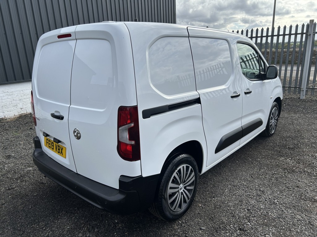 VAUXHALL COMBO 1.6 Turbo D 2300 Edition 2019