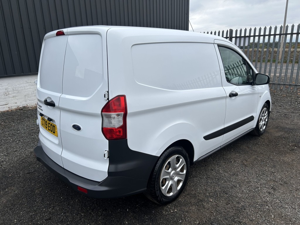 FORD TRANSIT COURIER 1.5 TDCi Trend 2019