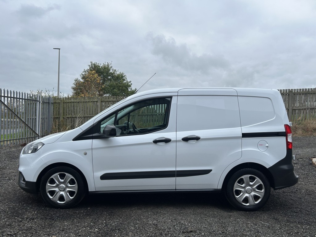 FORD TRANSIT COURIER 1.5 TDCi Trend 2019