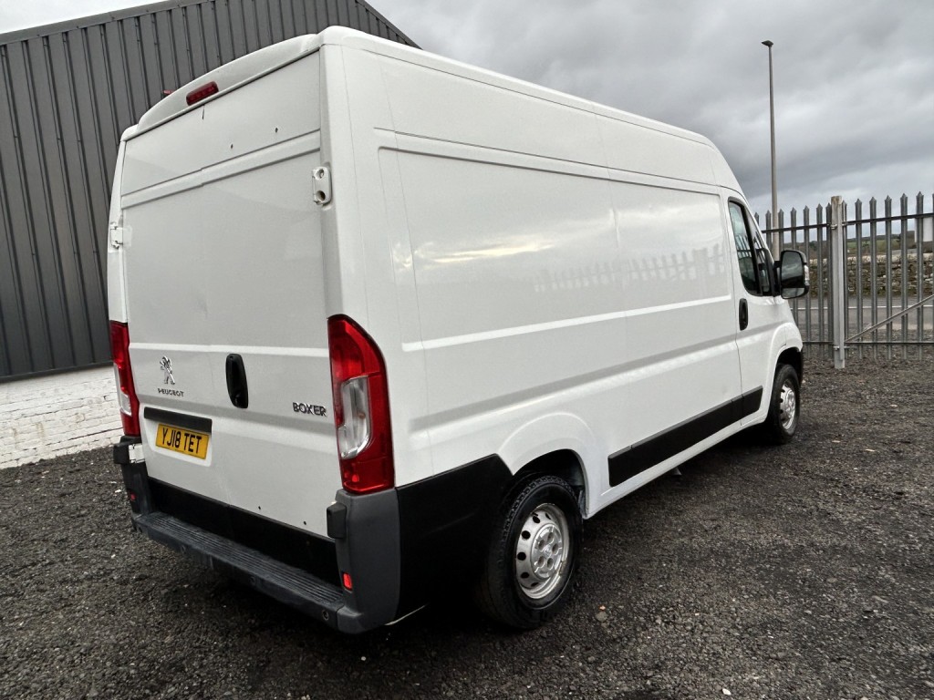 PEUGEOT BOXER 2.0 BlueHDi 335 Professional 2018