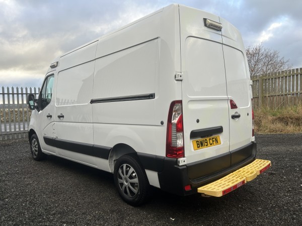 View VAUXHALL MOVANO 2.3 CDTi 3500
