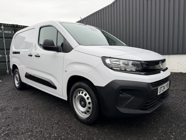 View VAUXHALL COMBO 1.5 Turbo D 2300 Prime