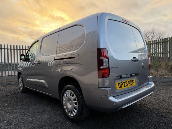 View VAUXHALL COMBO 1.5 Turbo D 2300 Pro