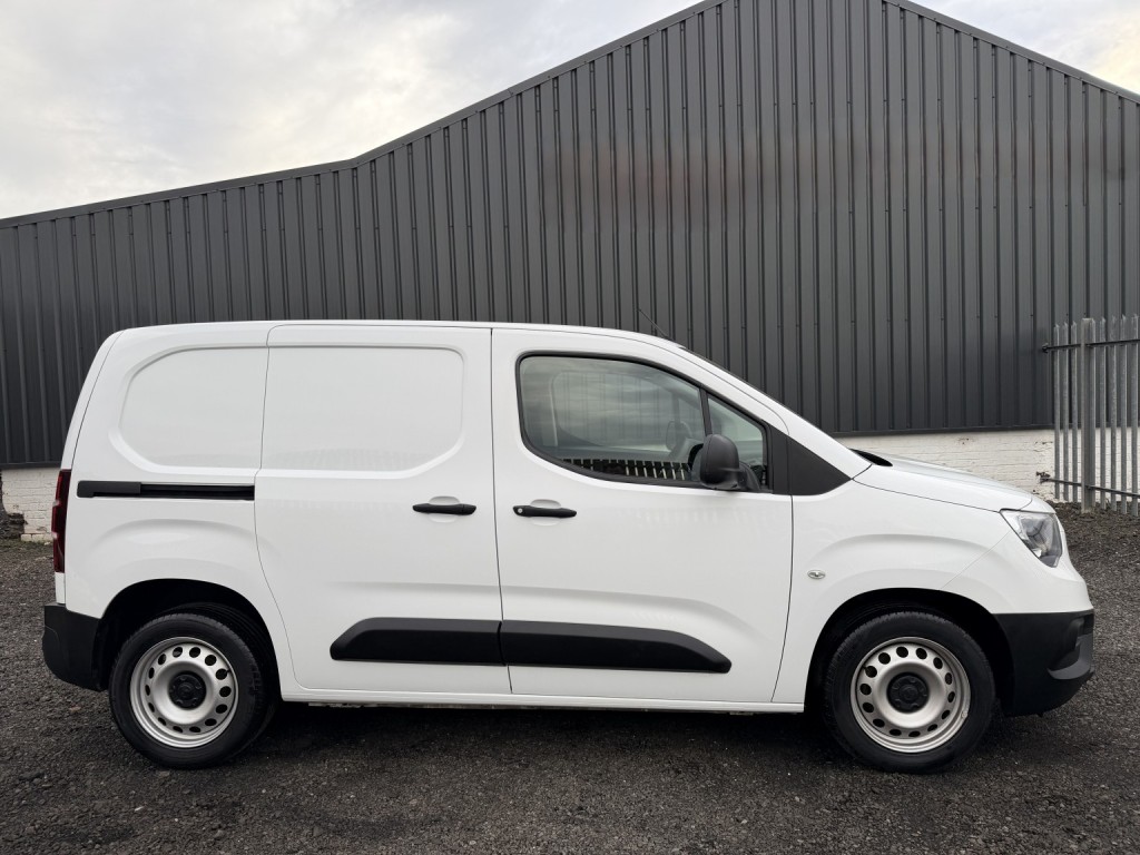 VAUXHALL COMBO 1.6 Turbo D 2300 Edition 2019