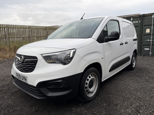 View VAUXHALL COMBO 1.6 Turbo D 2300 Edition
