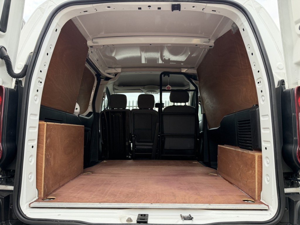 PEUGEOT PARTNER 1.6 VTi 625 SE 2015