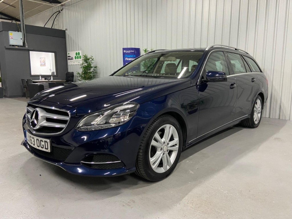 View MERCEDES-BENZ E CLASS 2.1 E220 CDI SE
