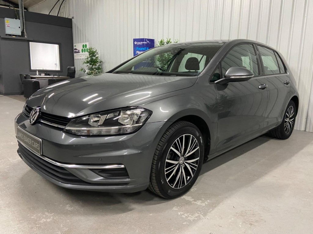View VOLKSWAGEN GOLF 1.4 TSI SE Nav