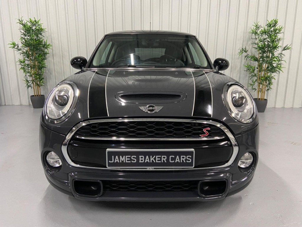 View MINI HATCH 2.0 Cooper SD 3-Door Hatch