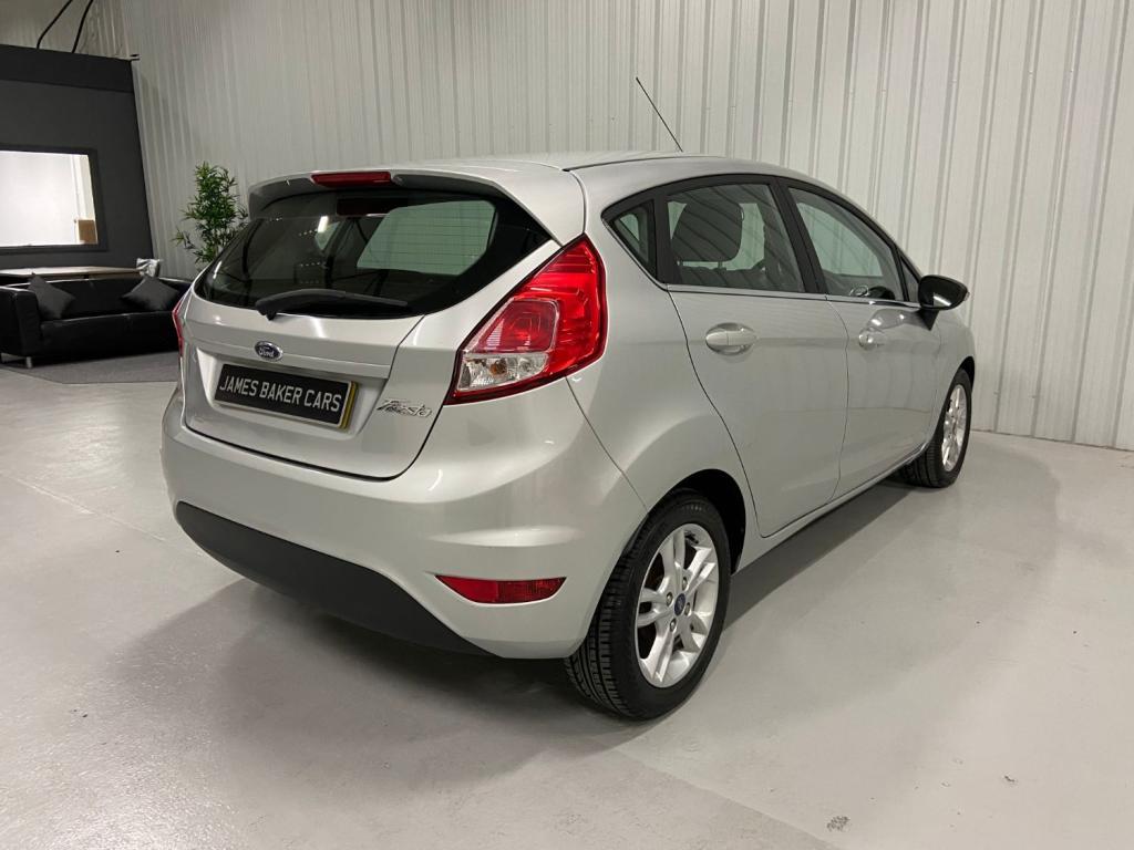 FORD FIESTA