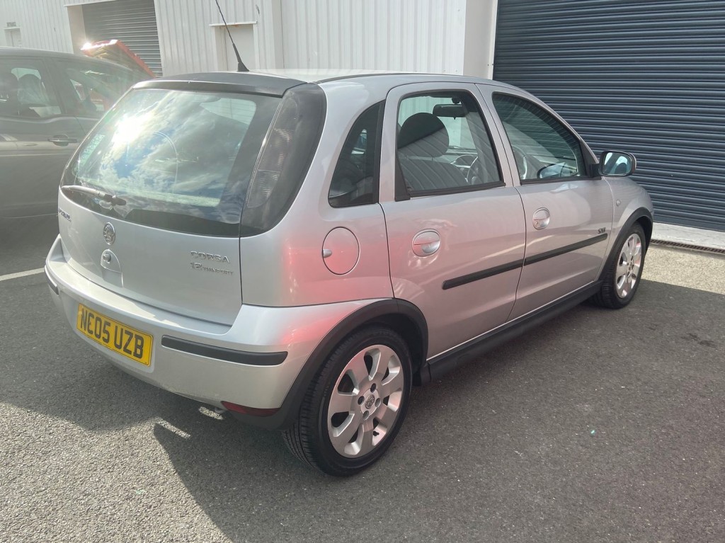 VAUXHALL CORSA
