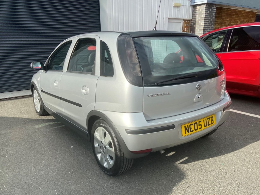 VAUXHALL CORSA