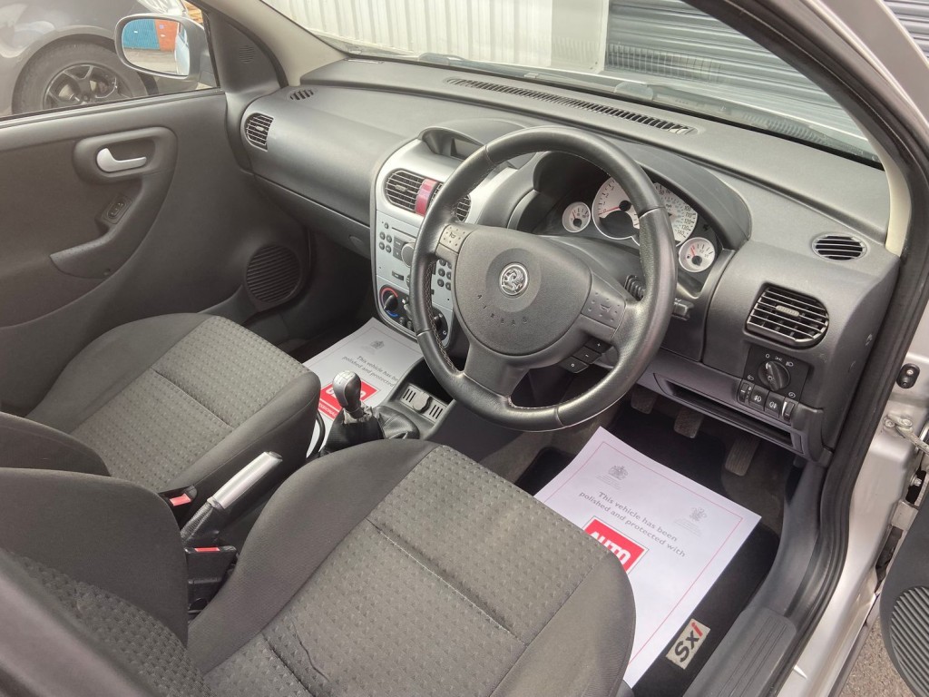 VAUXHALL CORSA