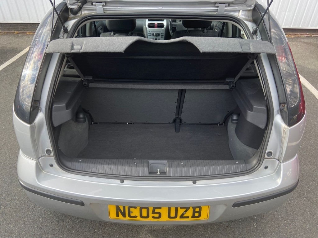 VAUXHALL CORSA