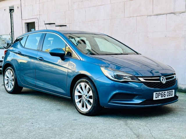 VAUXHALL ASTRA