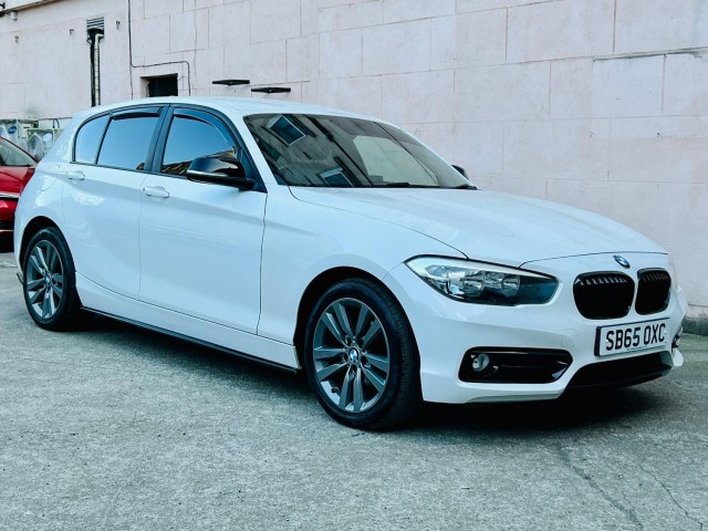 BMW 1 SERIES