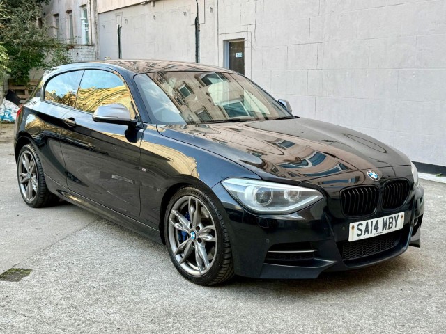 BMW 1 SERIES