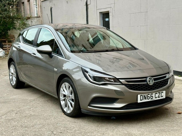VAUXHALL ASTRA