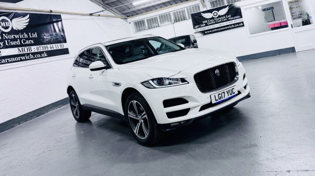 JAGUAR F-PACE