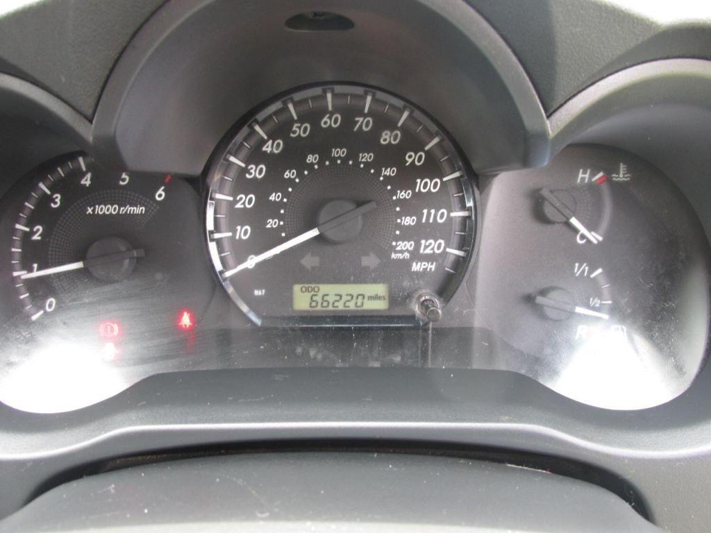 TOYOTA HILUX HL2 4X4 D-4D ECB 2012